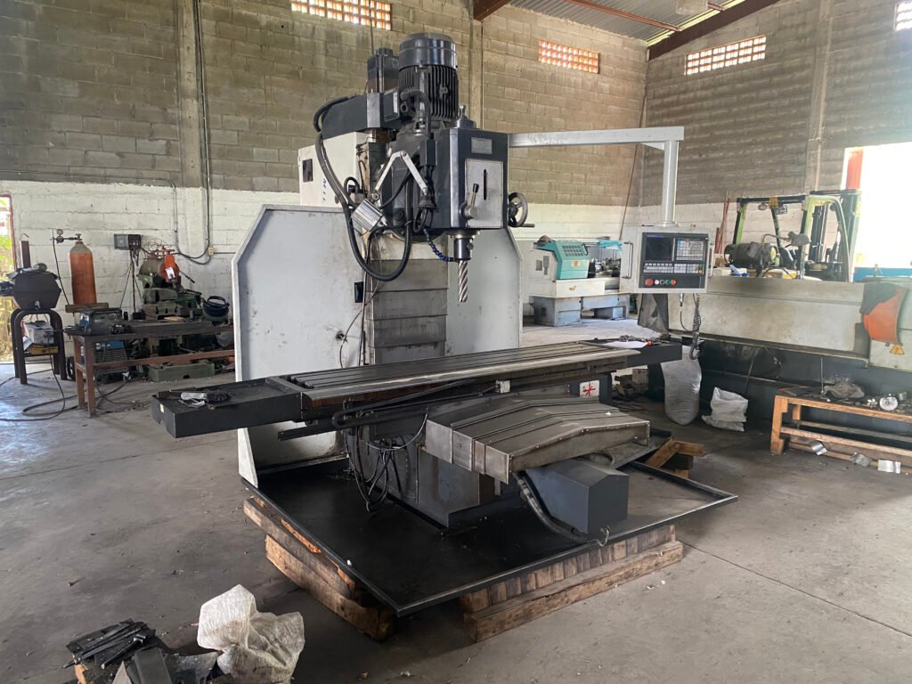 Fresadora CNC (portada de Servicios)