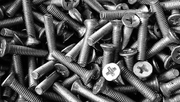 Service card 6 — Fasteners